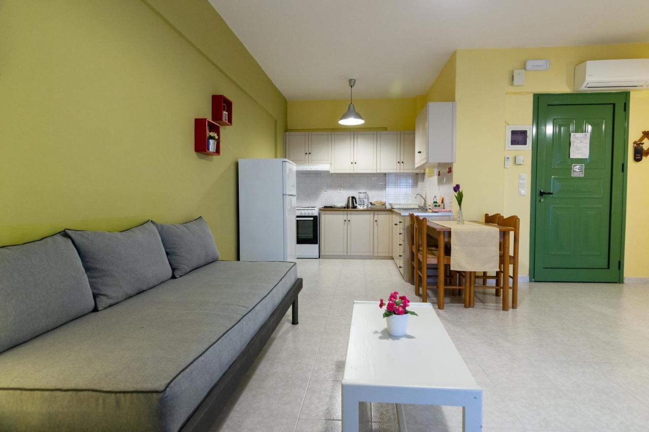 Elaionas Aparthotel Leonidio Exterior photo